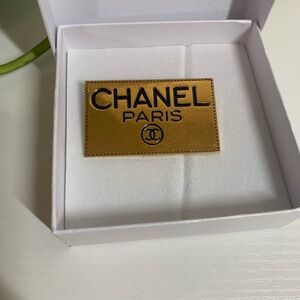 Chanel brooch vintage